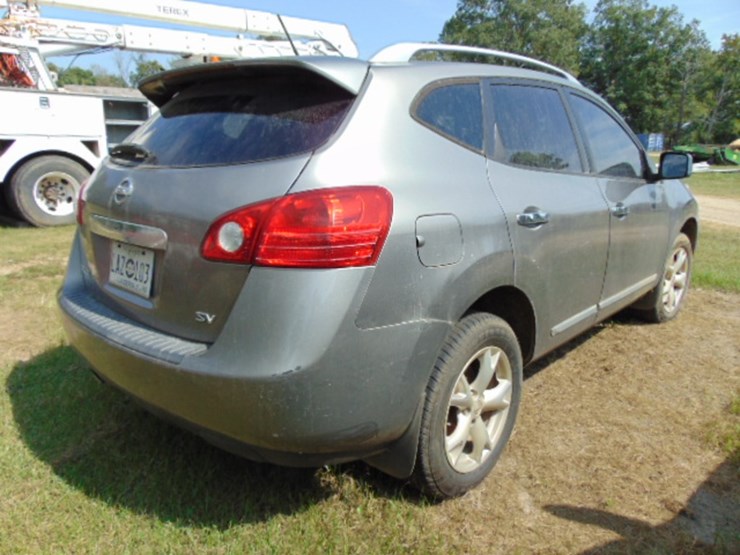 2011-nissan-rogue-image-3