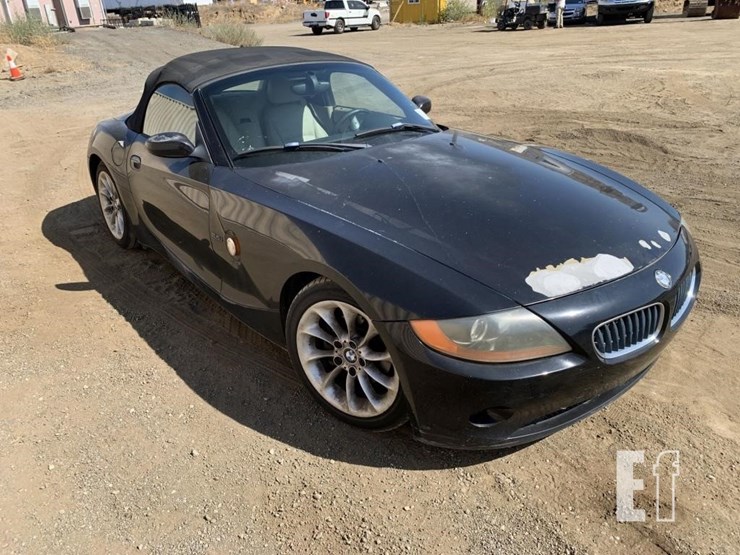 2003-bmw-z4-coupe-image-2