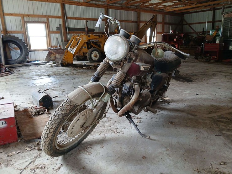 triumph-motorcycle-image-6