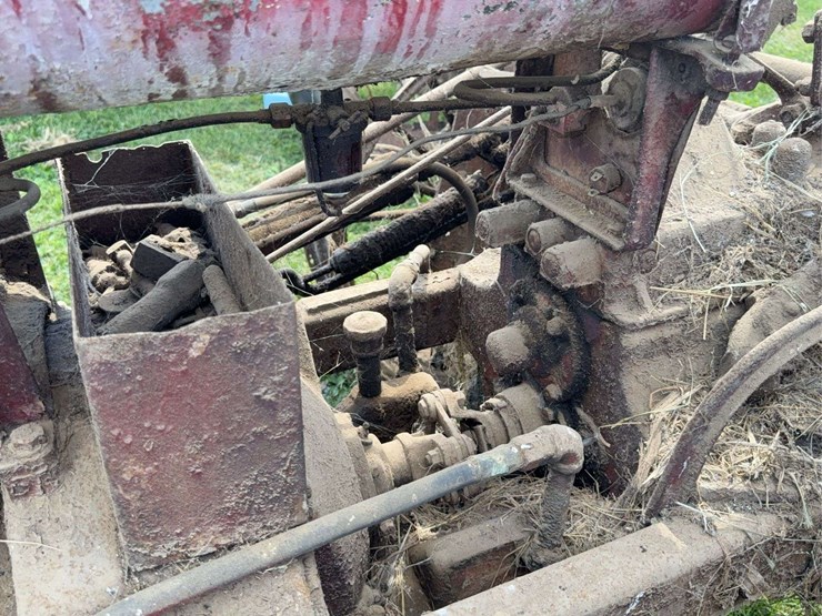 farmall-f-20-image-58
