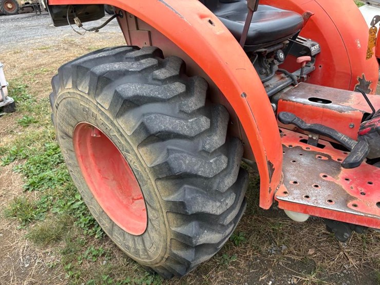 kubota-l3901-image-15