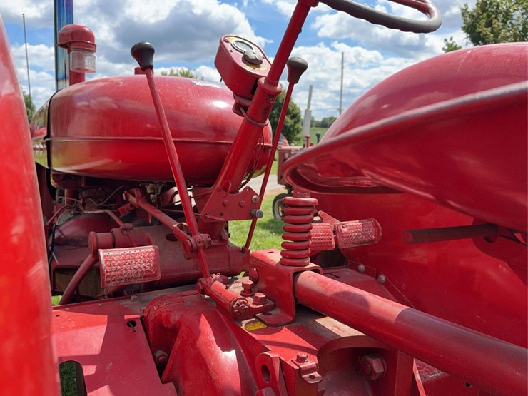 farmall-w-9-image-41