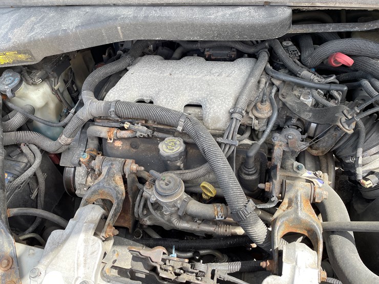 #8008-•-2000-chevy-venture-ls-van-(with-wi-title)-image-24