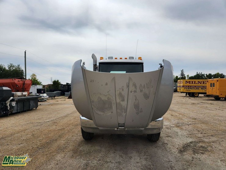 2009-kenworth-t370-image-17