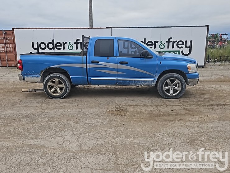 2008-dodge-1500-image-4