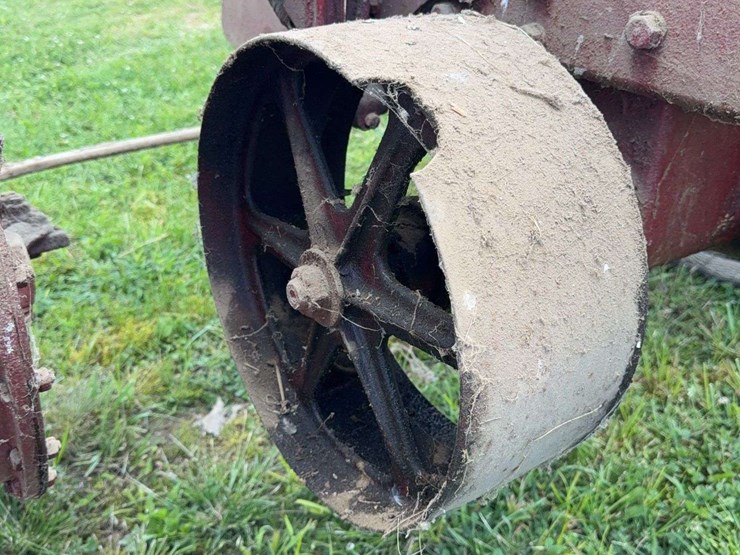 farmall-f-20-image-29
