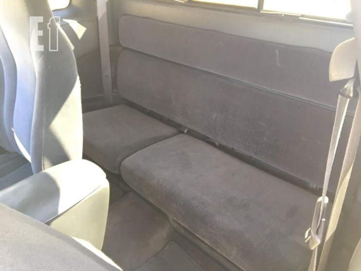 2000-dodge-dakota-sport-image-9