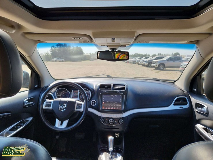 2014-dodge-journey-image-10