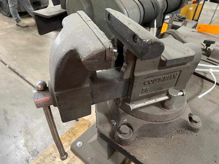 #8025-•-heavy-duty-metal-table-image-3