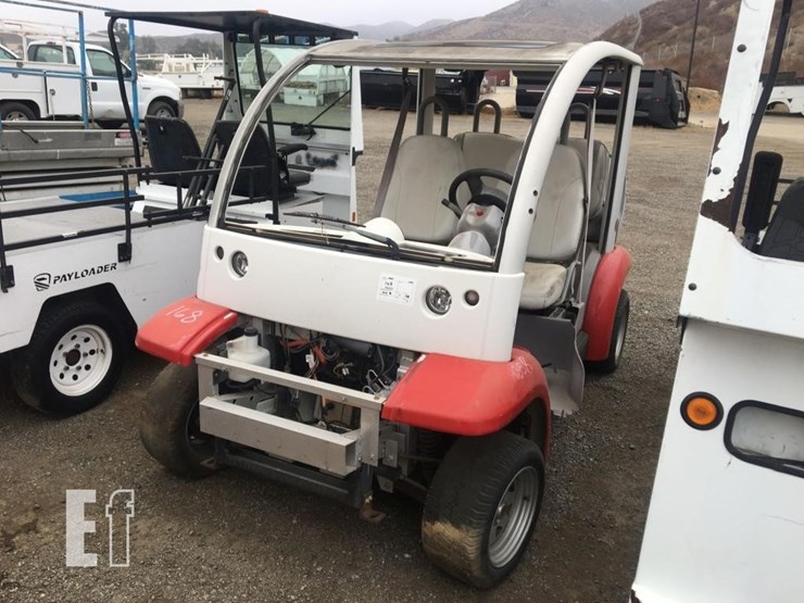 2002-think-4-passenger-golf-cart-image-1