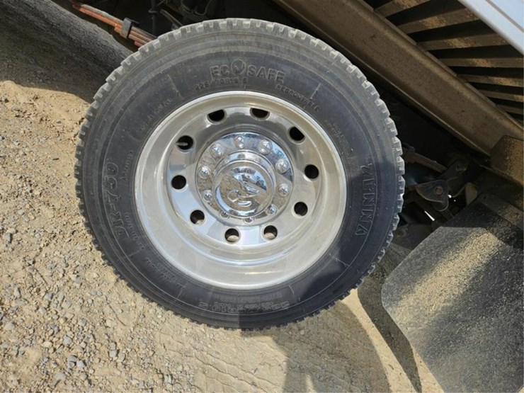 2017-dodge-ram-5500-image-58