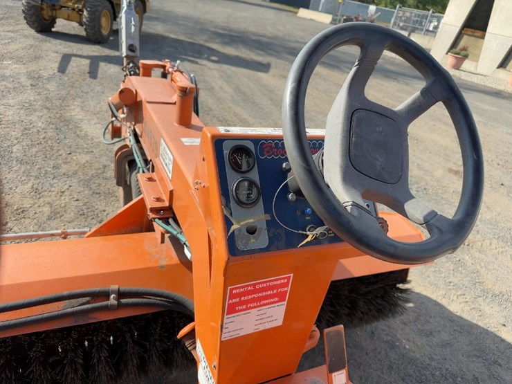 2001-broce-bb250b-image-17