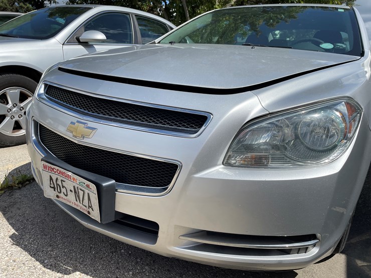 #8006-•-2009-chevy-malibu-car-(with-wi-title)-image-8
