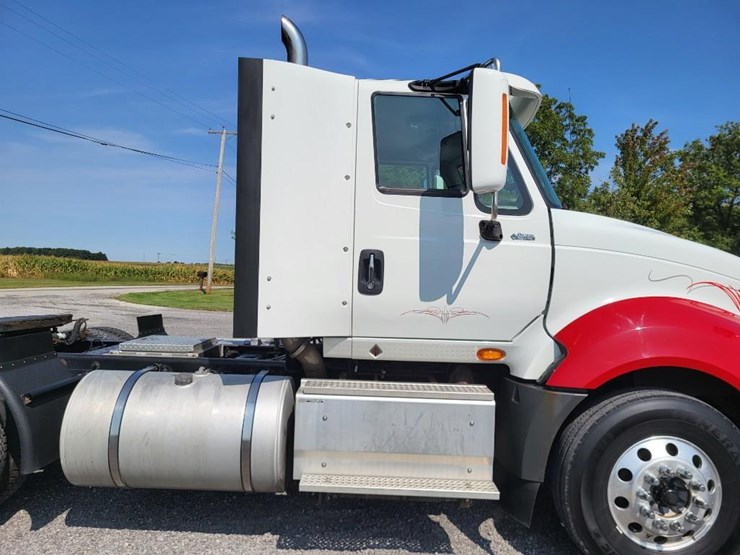 2016-international-prostar-image-41