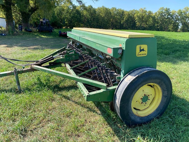 john-deere-8200-image-5