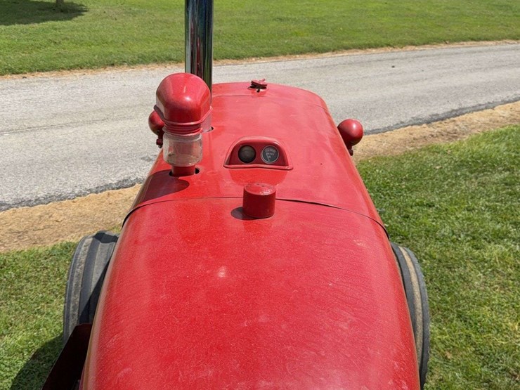 farmall-w-9-image-43