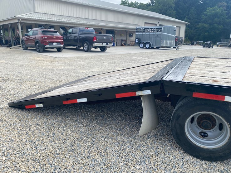 #3004-•-2013-corn-pro-30'-hydraulic-tail-gooseneck-trailer-(helenville,-wi)-(has-wi-title)-image-5