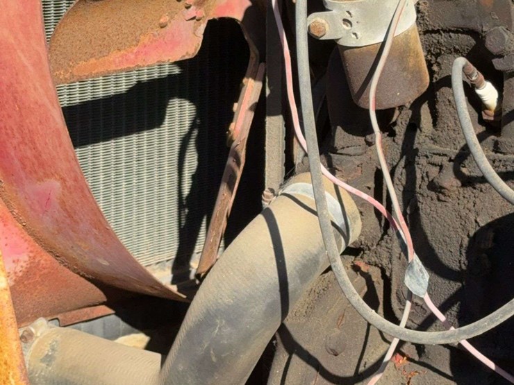 farmall-806-image-56