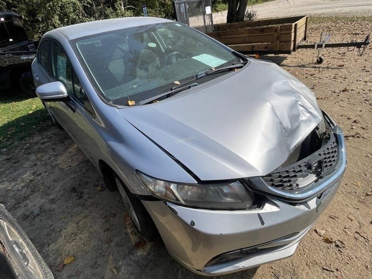 2014-honda-civic-car-image-4