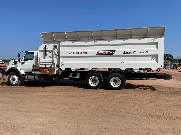 #2000-•-2020-international-roto-mix-mixed-ration-feed-truck-(has-tx-title)-(mosinee,-wi)-image-10