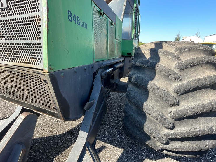 2000-john-deere-660-image-16