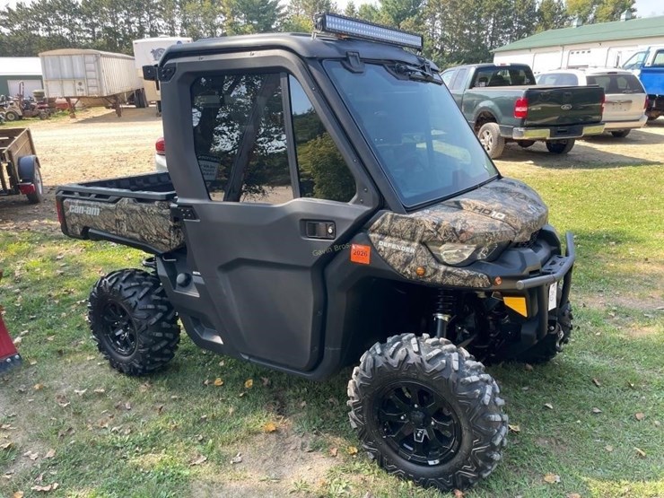 2019-can-am-defender-1000-xt-utv-image-3