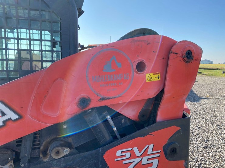2013-kubota-svl75-image-18