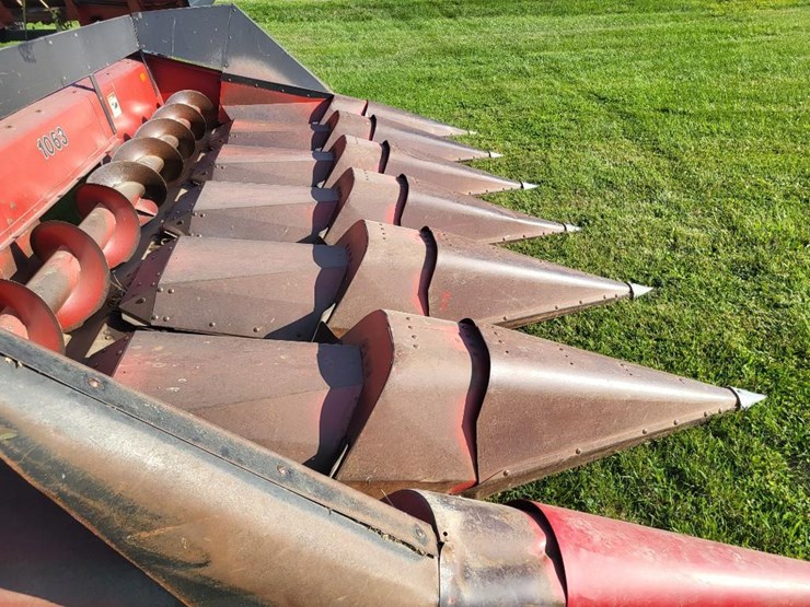 case-ih-1063-image-27