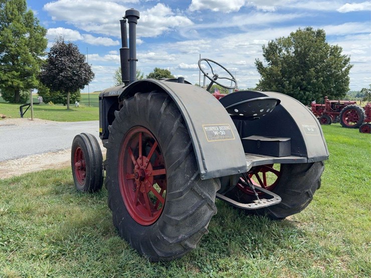 mccormick-deering-w-30-image-6