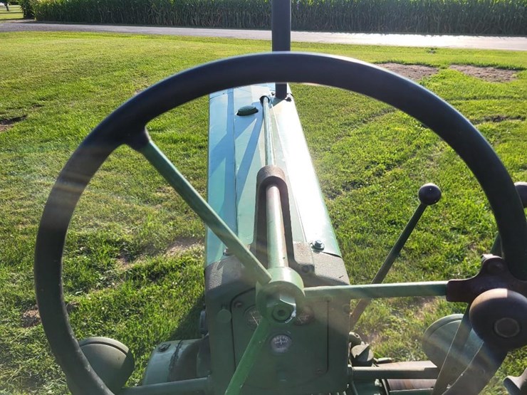 john-deere-50-image-36