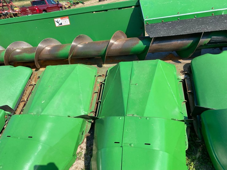 john-deere-844-image-25