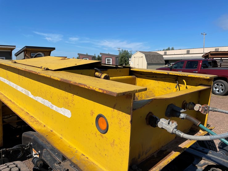 #3006-•-1986-eager-beaver-tandem-axle-lowboy-trailer-(has-wi-title)-(ashland,-wi)-image-35