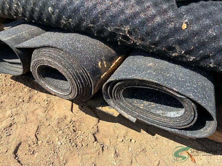 rubber-mats-and-cutting-edges-image-3