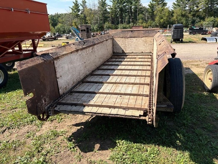 badger-manure-spreader-image-5