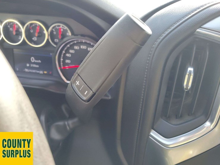 2020-chevrolet-silverado-1500-image-11