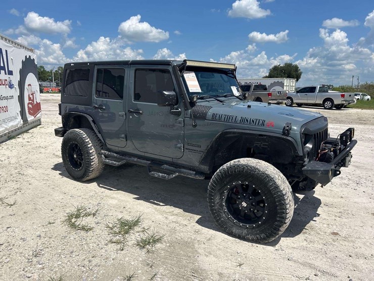 2015-jeep-wrangler-image-2