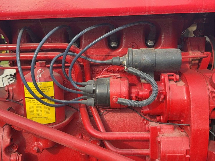 farmall-140-with-belly-mower-image-45