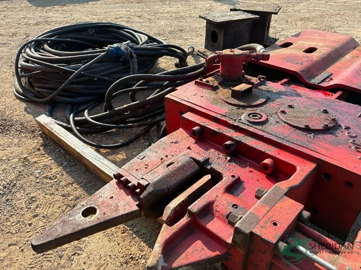 vulcan-1150a-sheet-vibro-with-cat-diesel-motor-image-4