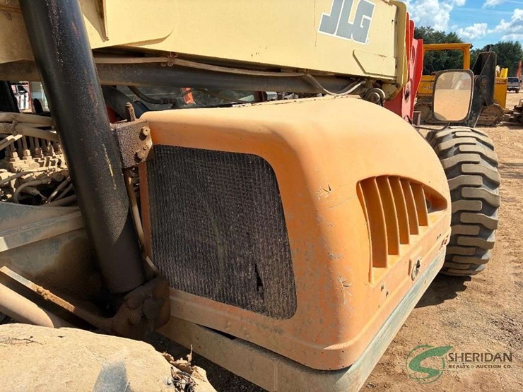 2006-jlg-g12-55a-image-24