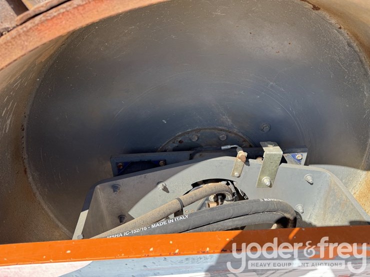 2018-xcmg-cv122pd-image-12
