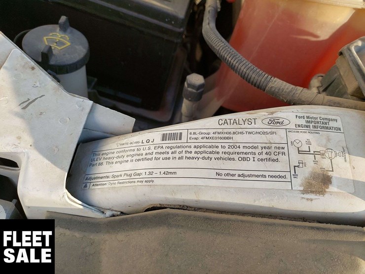 2004-ford-f350-image-18