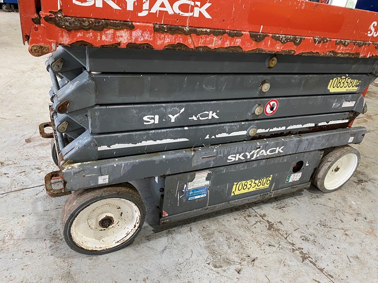 #497-•-2018-skyjack-3226-scissor-lift-(bryant,-wi)-image-15