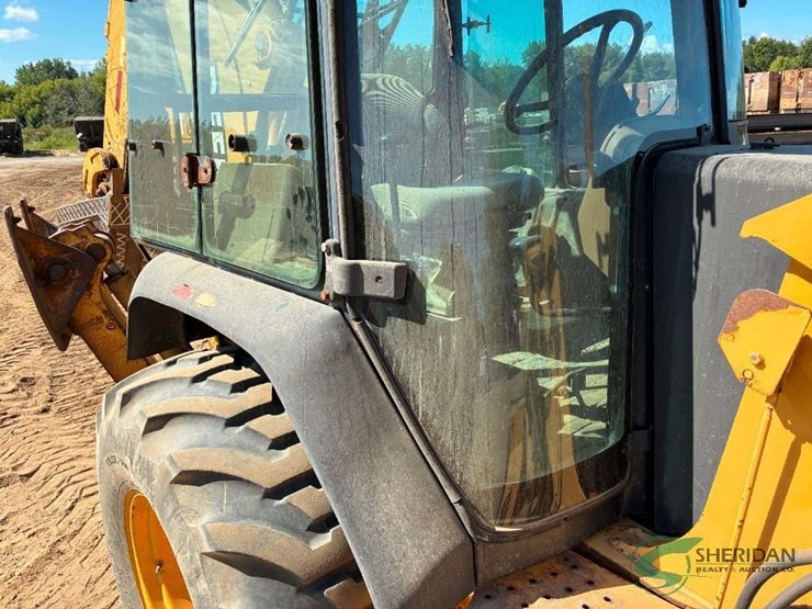 deere-310e-image-10