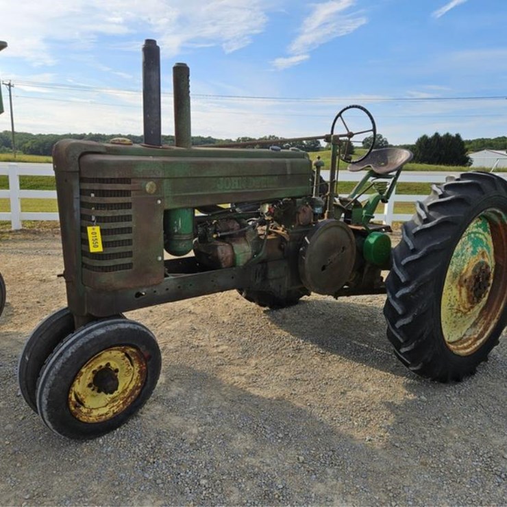 JOHN DEERE A