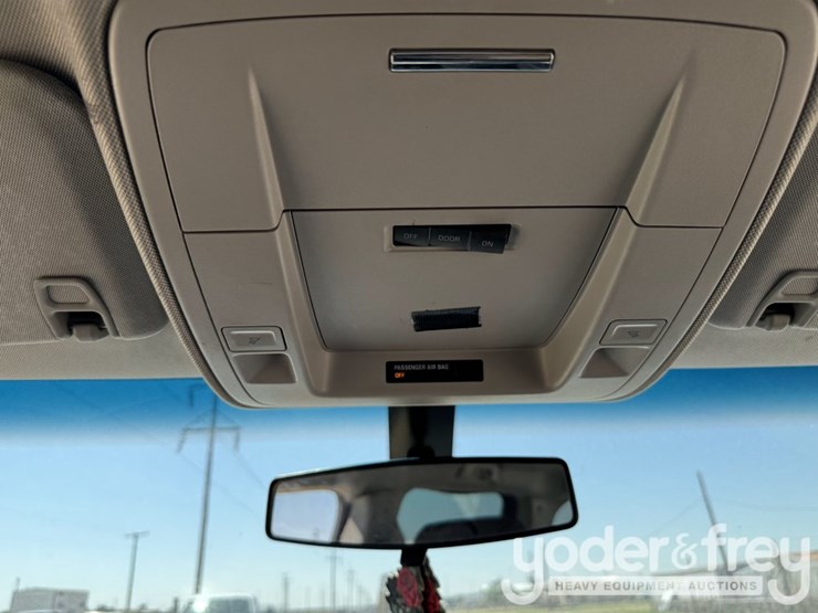 2016-chevrolet-silverado-1500-image-27