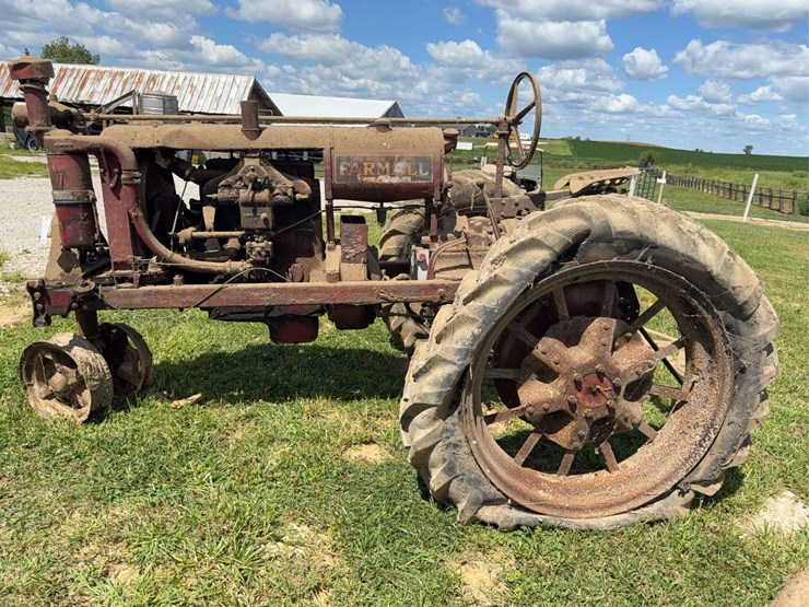 farmall-f-20-image-2