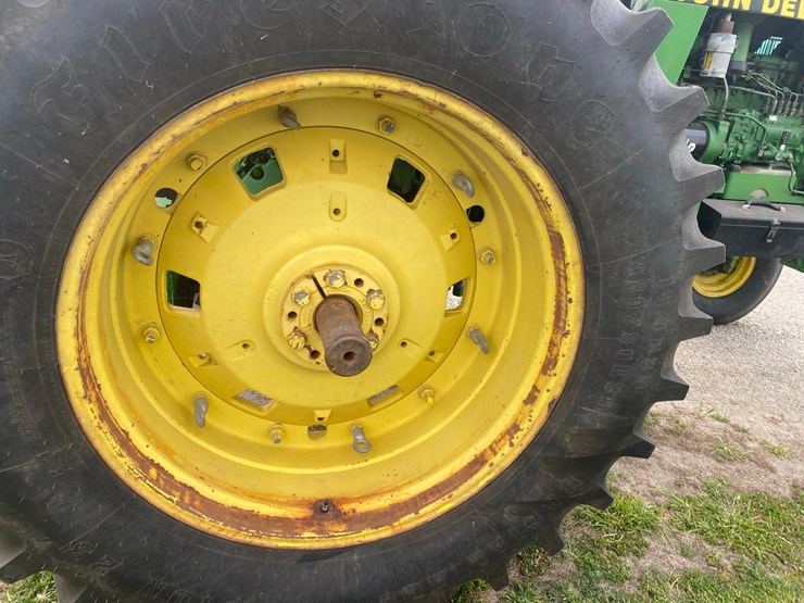 john-deere-4055-image-19
