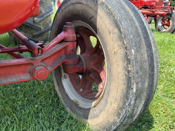 farmall-w-9-image-12