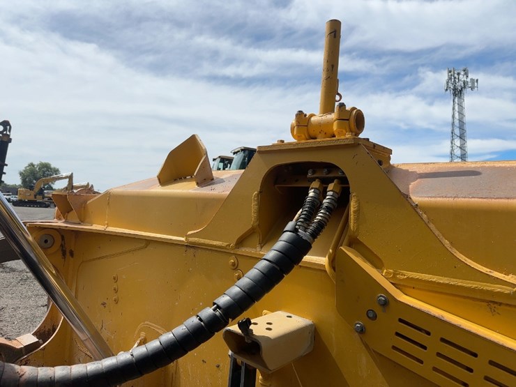 2019-deere-950k-image-17