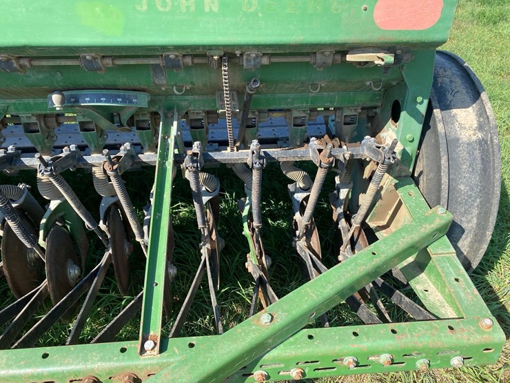 john-deere-8200-image-6